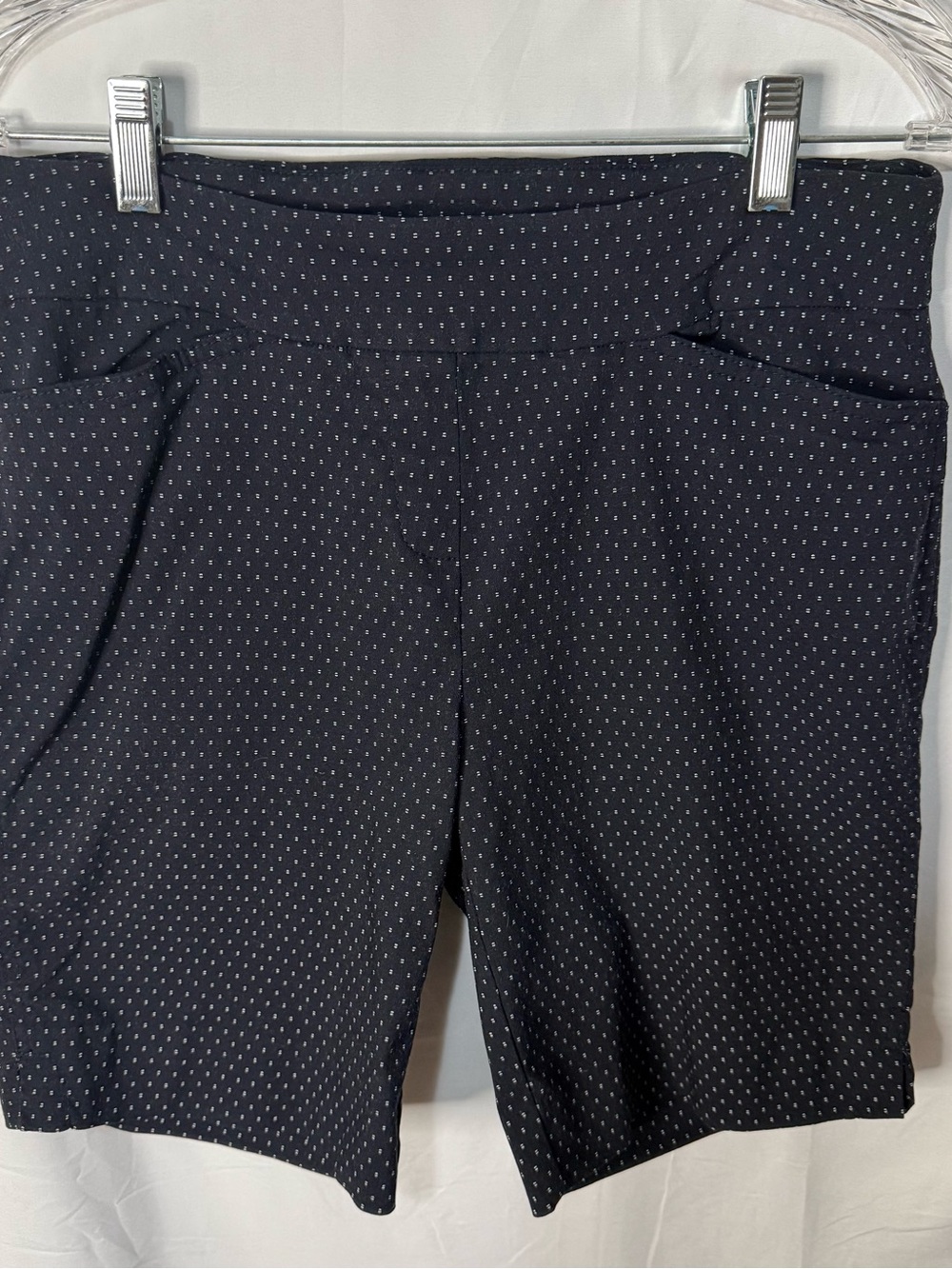 Hilary Radley Navy Dot Stretch Shorts Size M